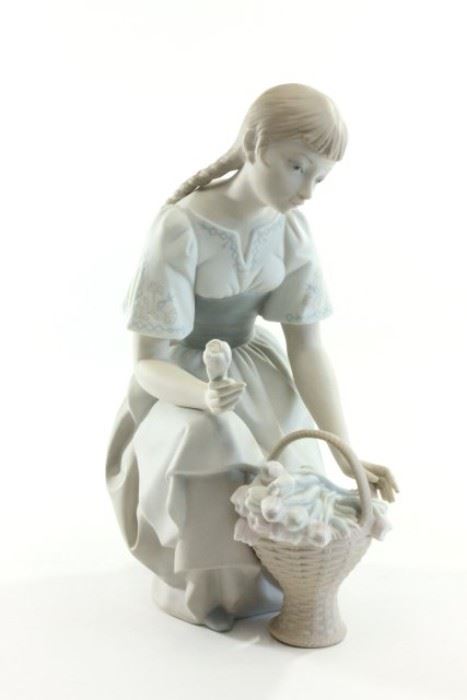 Lot 9: Lladro Porcelain Young Girl with Basket of Flowers