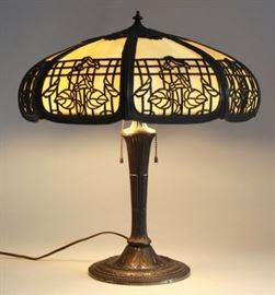 Lot 108: Miller & Co. Slag Glass Table Lamp