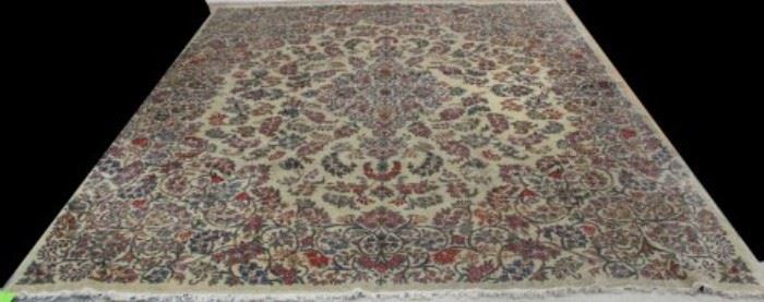 Lot 172: Kerman Rug/Carpet