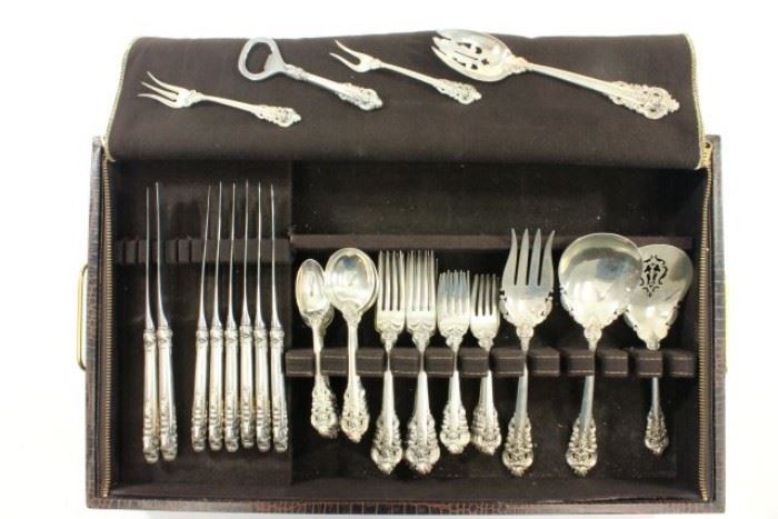 Lot 237: Grand Baroque Sterling Silver Service for 12