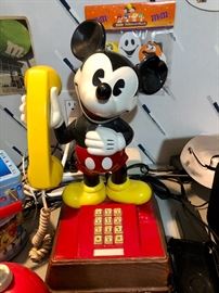 Mickey Mouse phone