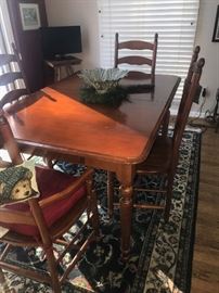 SOLID WOOD DINING TABLE WITH 4 CHAIRS
