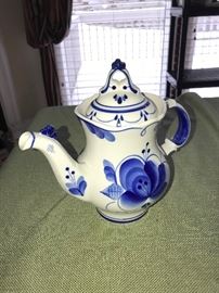 RUSSIAN TEAPOT