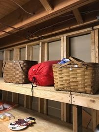 WICKER AND HAND-WOVEN BASKETS