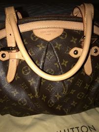 LIKE NEW AUTHENTIC LOUIS VUITTON TIVOLI GM HANDBAG