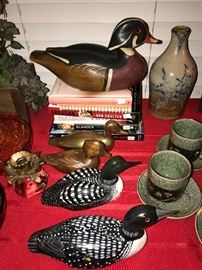 COLLECTION OF WOODEN DECOY DUCKS