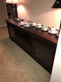 LONG WOODEN MEDIA / TV CABINET 