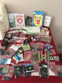 SEWING NOTIONS / ARTS & CRAFTS / BEADS