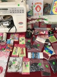 SEWING NOTIONS / ARTS & CRAFTS / BEADS