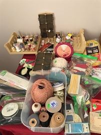 SEWING NOTIONS / ARTS & CRAFTS / BEADS