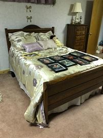 Family say's this bed is from the early 1900's