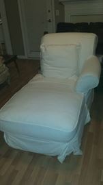 Modern Chaise Lounge, Excellent Condition 