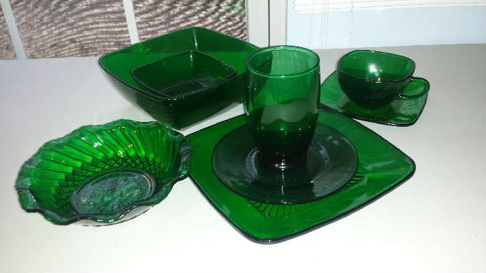 Vintage Green Glass Set 