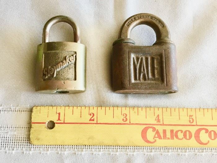 staymaker padlock with no key $20… Vintage Yale padlock with gnocchi $28 or best