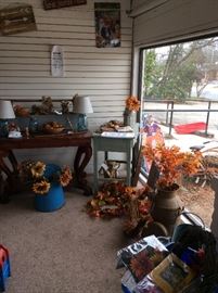Fall and Holiday Decor. Beautiful Foyer Table