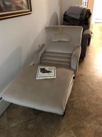 Massage chair , original instructions included , excellent condition 