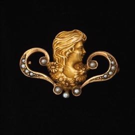 Art Nouveau Gold and Seed Pearl Pin Brooch of a Beauty 