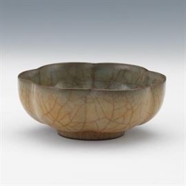 Chinese Crackle Glazed Bowl