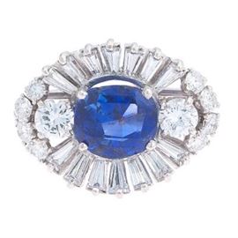 Ladies No Heat Blue Sapphire and Diamond Retro Ring, GIA report 
