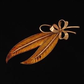 Ladies Vintage Gold Feather Brooch 