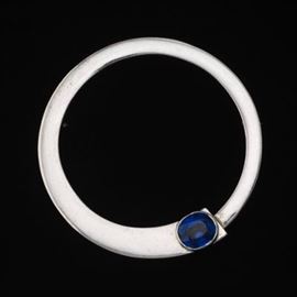 Sapphire and Gold Circle Brooch 