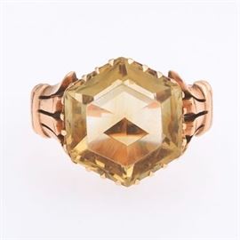 Victorian Gold and Amber Citrine Ring 