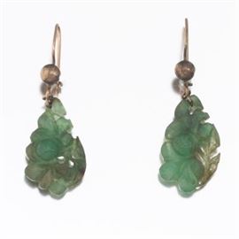 Victorian Gold and Antique Chinese Jadeite Jade Pair of Earrings 