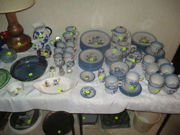 Hadley Pottery dish set