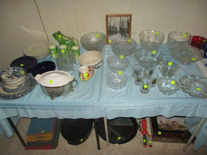 Glassware and kitchen set