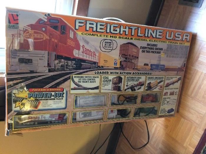 Freightline USA train set