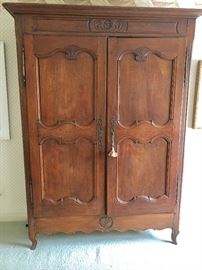 Antique armoire (closed)
