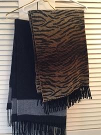 Anne Klein wool scarf