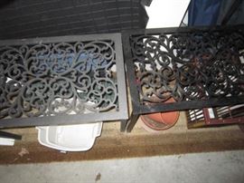 Floor grate tables