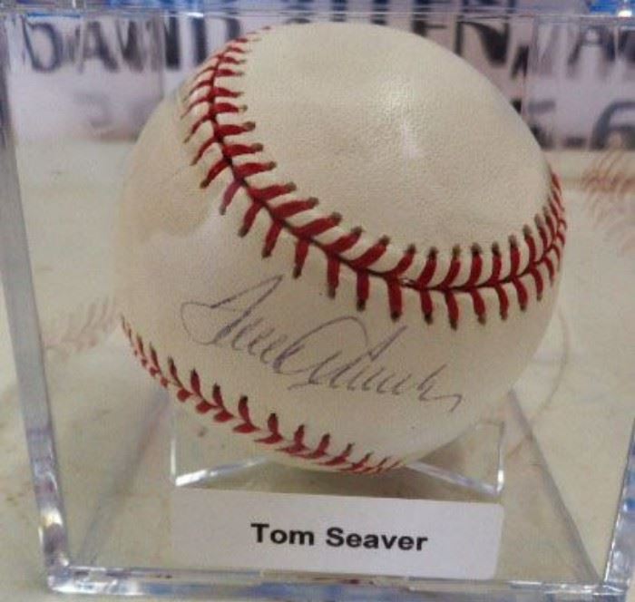 Autographed Baseball- Tom Seaver