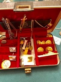 man's Jewelry box with WW11 Military Buttons and War Ship pin , tie tac , cuff links and assorted items