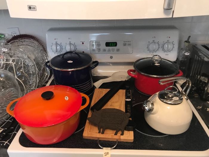 Le Creuset Enameled Pot With Lid ~ Orange Flambe