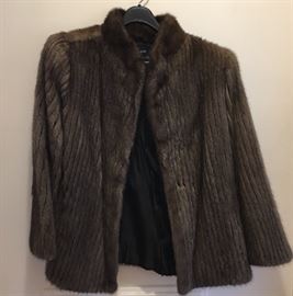 Custom Mink Alaskan Fur w/ Original Receipt for $1,100 plus tax in 1984. We will be collecting offers on this item.  