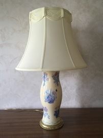 Beautifully Designed Lamp Styled From a Hurricane Light