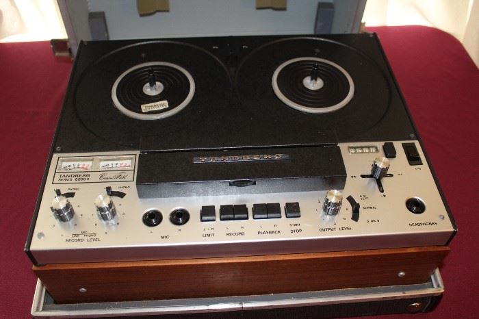 Vintage Audio Reel-to-reel Recorder