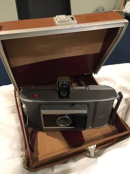 Vintage Polaroid Land camera