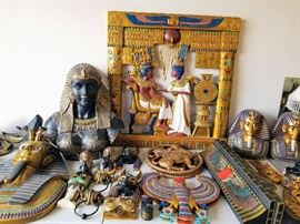 There are full tables of Decor