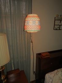 Wow talk about Retro Lighting Here is one SWEET hanging lamp.
