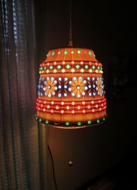 Wow talk about Retro Lighting Here is one SWEET hanging lamp.