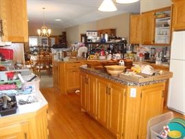 Lots of household kitchen wares