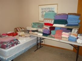 Linens, Craftmatic full size bed