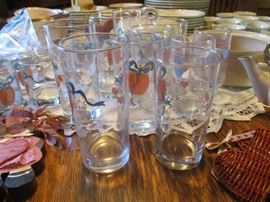 Glassware for International set