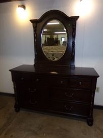 58 Kids Legacy Classic Dresser with Mirror