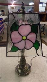 81 Stained Glass Lamp