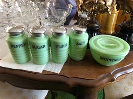 jadeite shakers and drippings bowl
