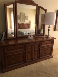 Beautiful vanity dresser
